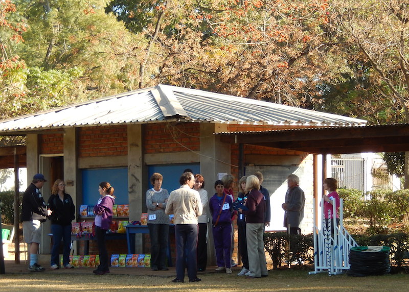 Competitors discussing the DJ Course