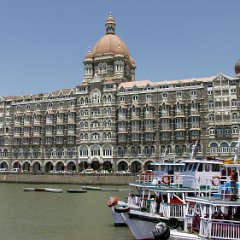 Bombay-Taj Mahal Hotel 08 Bombay, Taj Mahal Hotel from waterfront