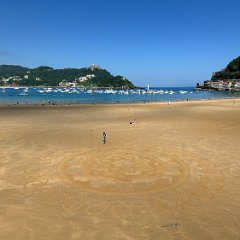 Spain 202506 - 146 - San Sebastian - Beach - Playa de la Concha - Beach Art San Sebastian - Playa de la Concha
