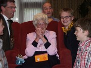 Oma 20040403 100 Jaar 65
